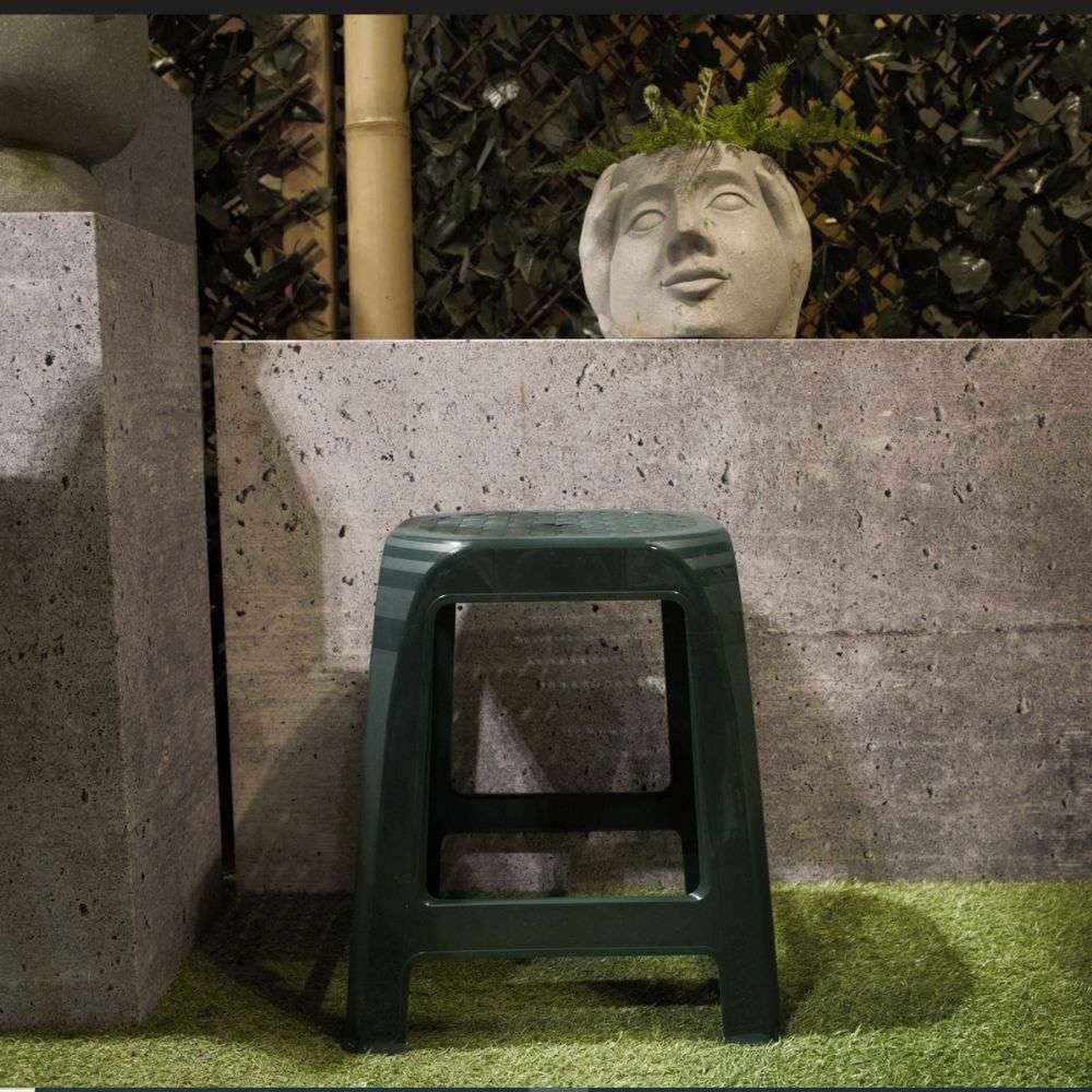 Banco Plástico | 410x357x460mm | Empilhável Resistente Testado 130kg