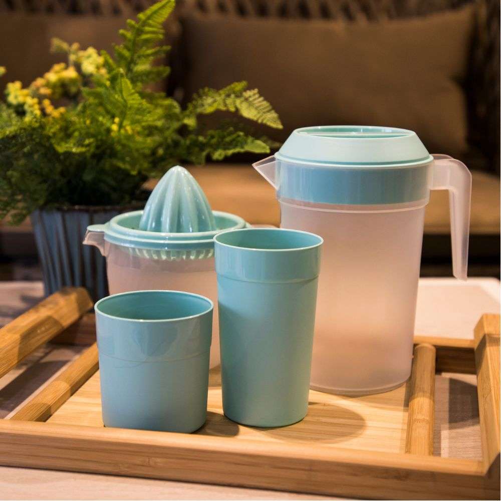 Conjunto Sumo Completo Colors | Jarro 2L + Espremedor + 4 Copos | Kit Servir Bebidas Frescas