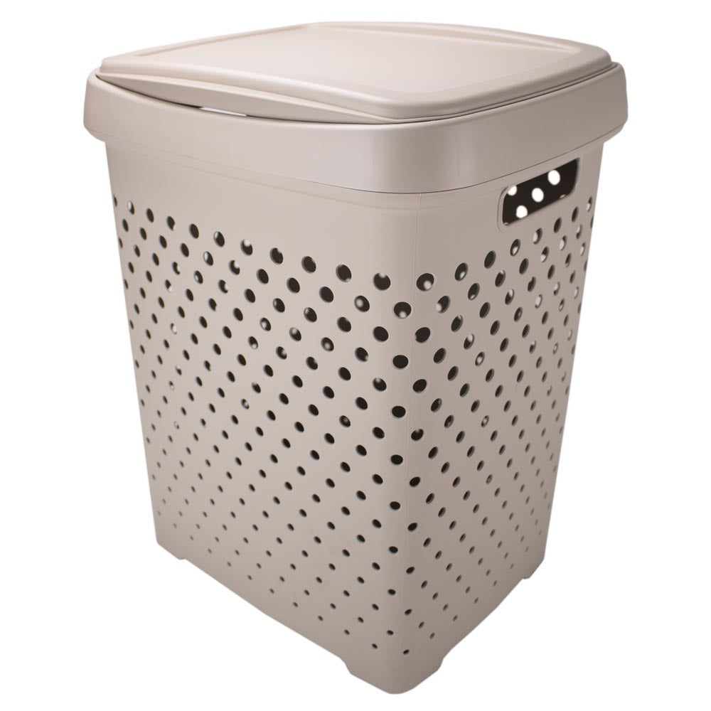 Cesto para roupa suja, com 50L de capacidade, em bege. Foto em fundo branco